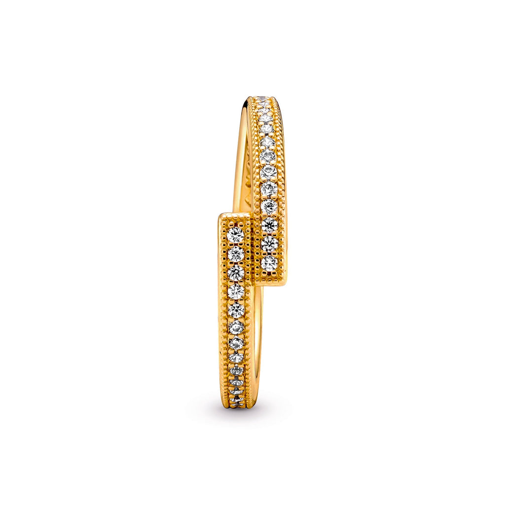 Pandora Sparkling Overlapping Ring
