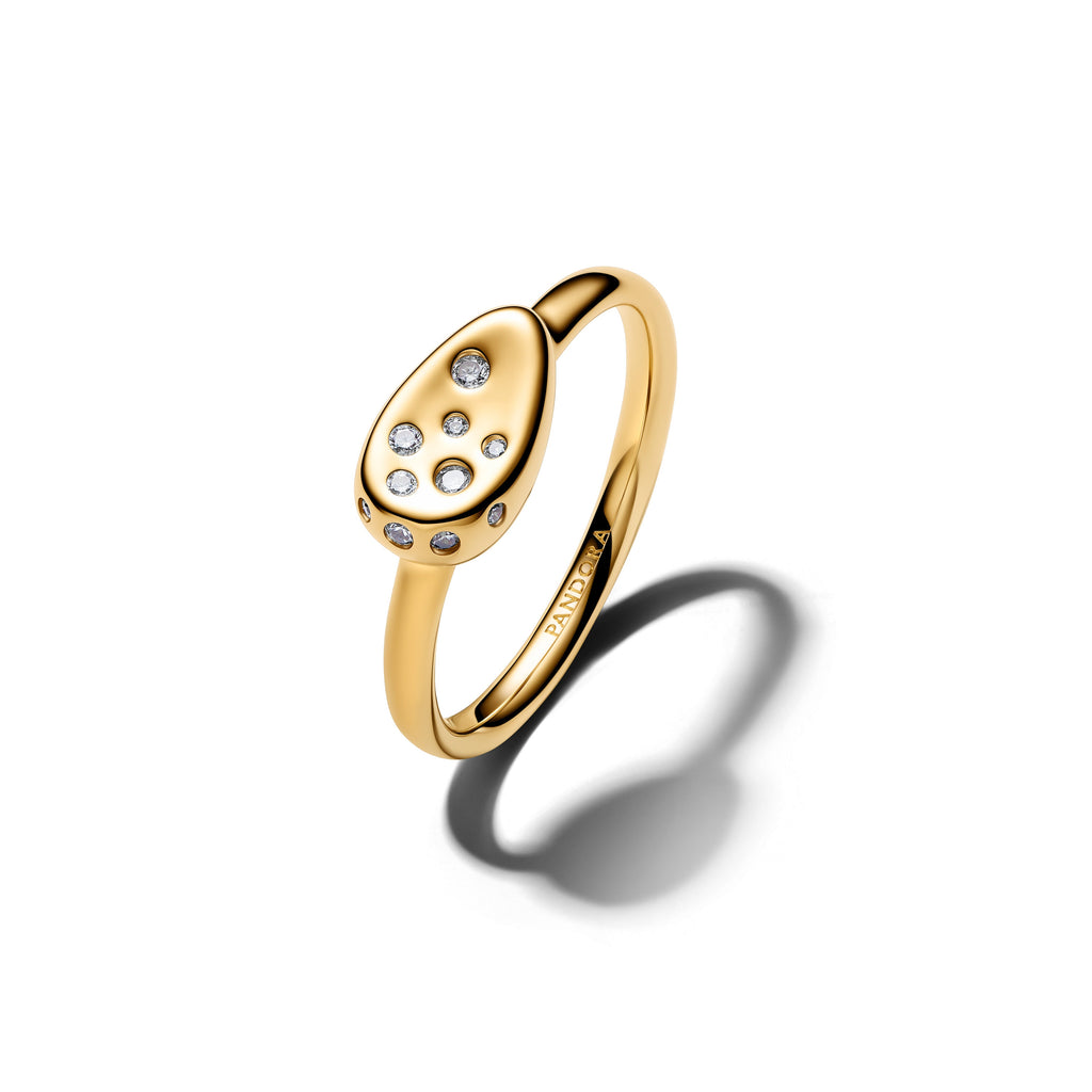 Pandora Medium Stone-Set Oval Signet Ring