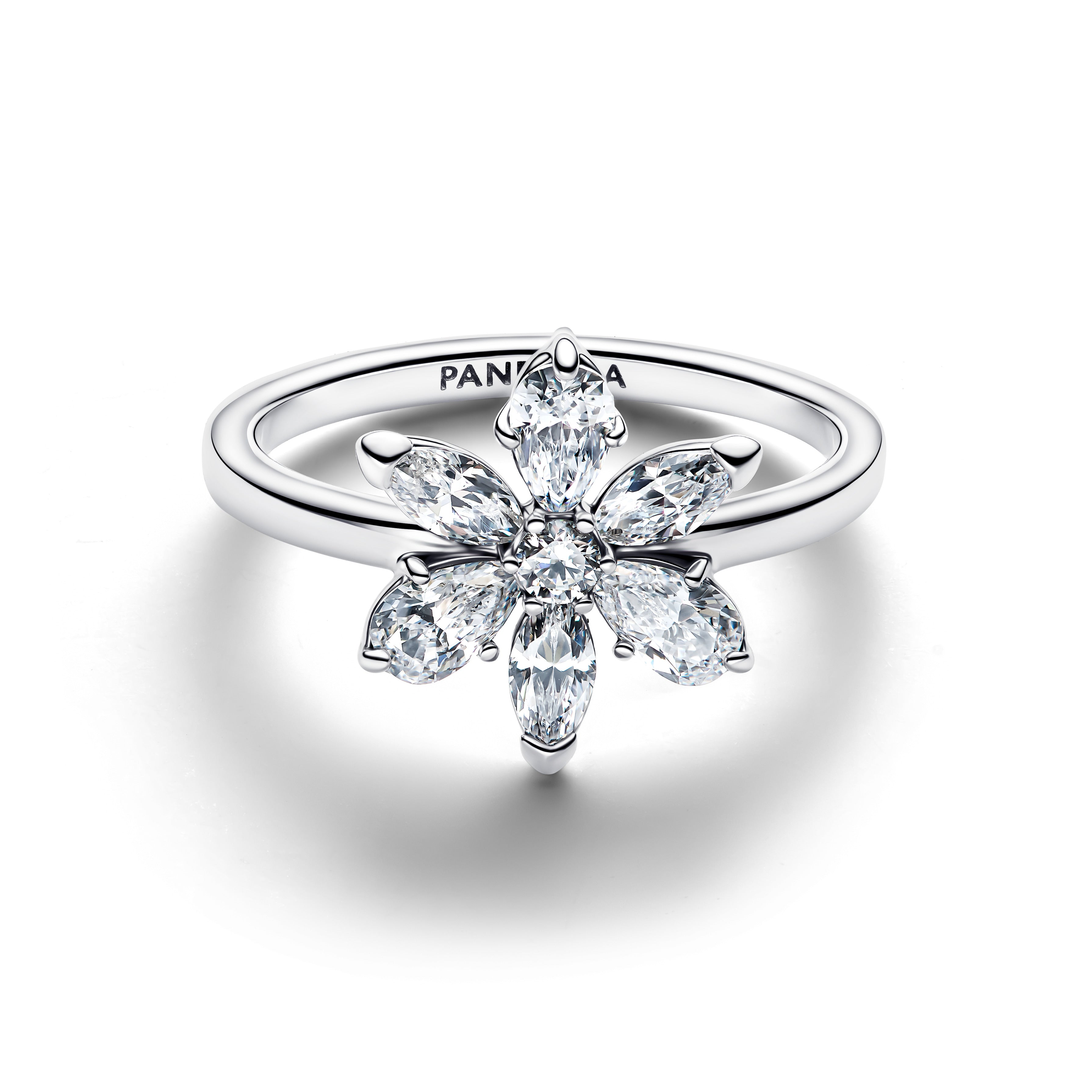 Pandora Herbarium Sparkling Flower Cocktail Ring