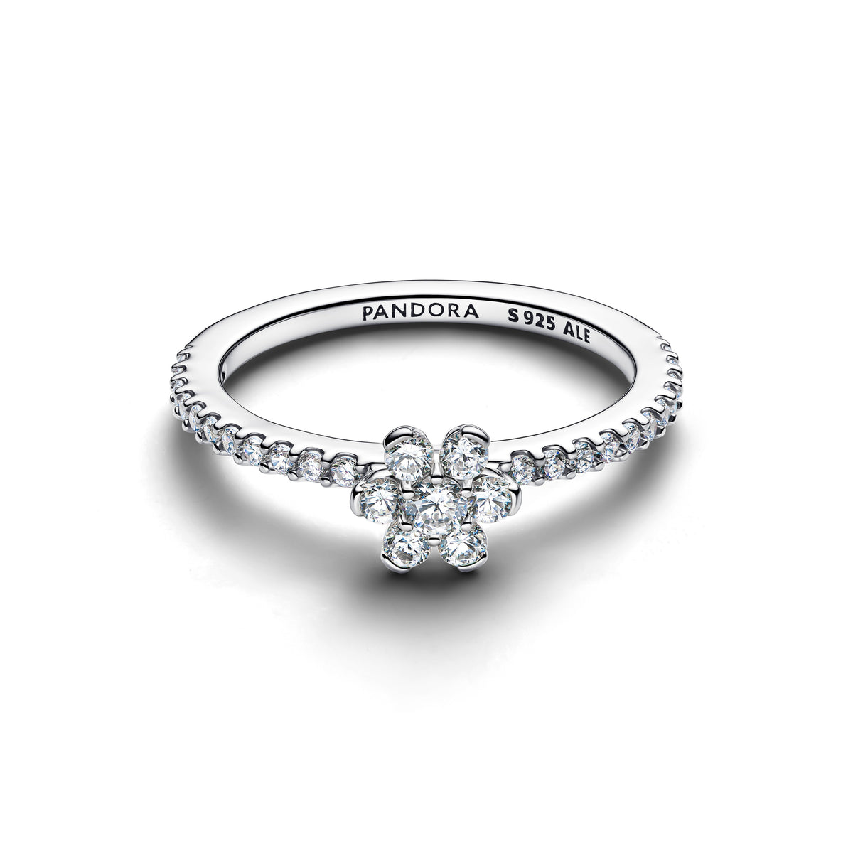 Pandora Sparkling Flower Ring