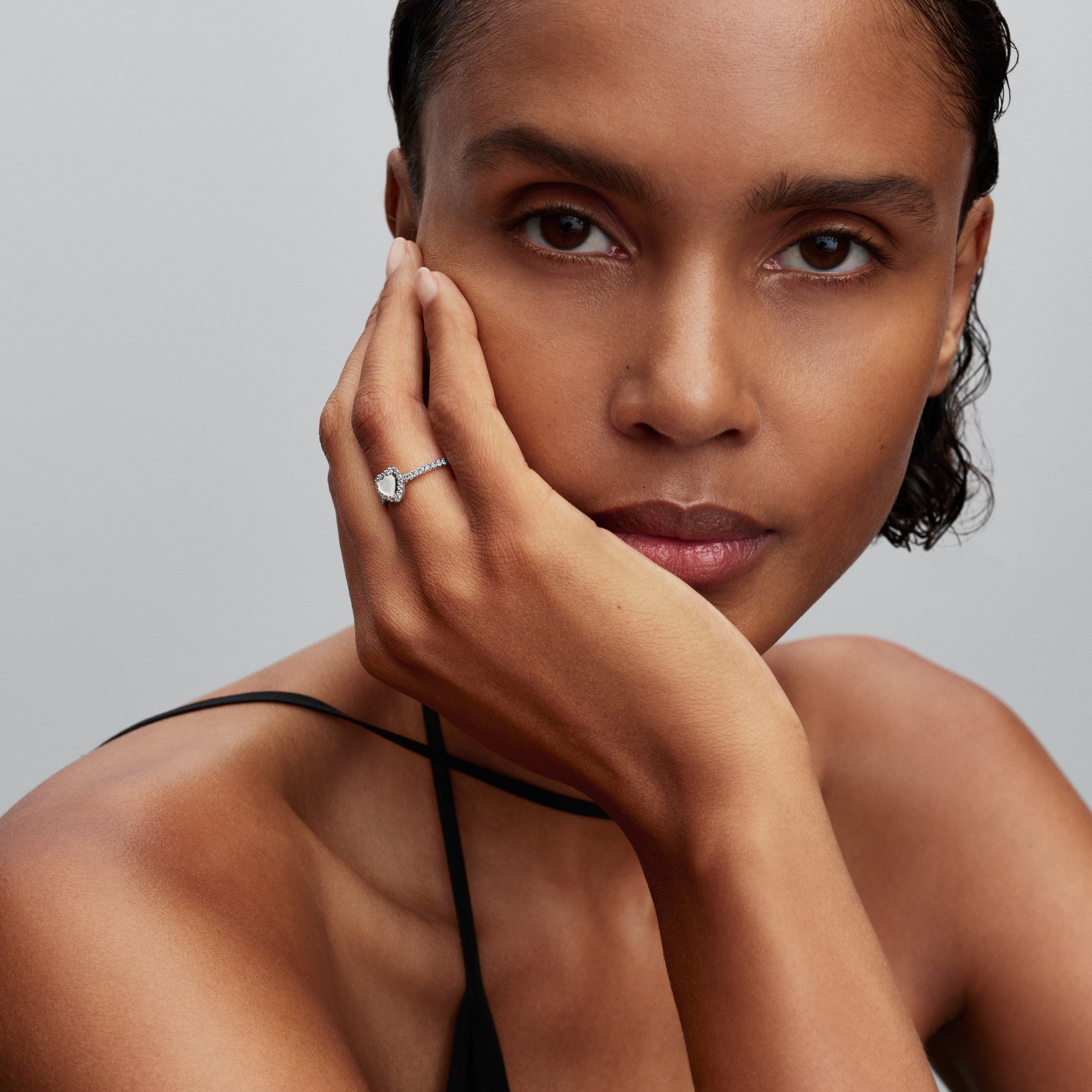 Pandora Elevated White Heart Ring