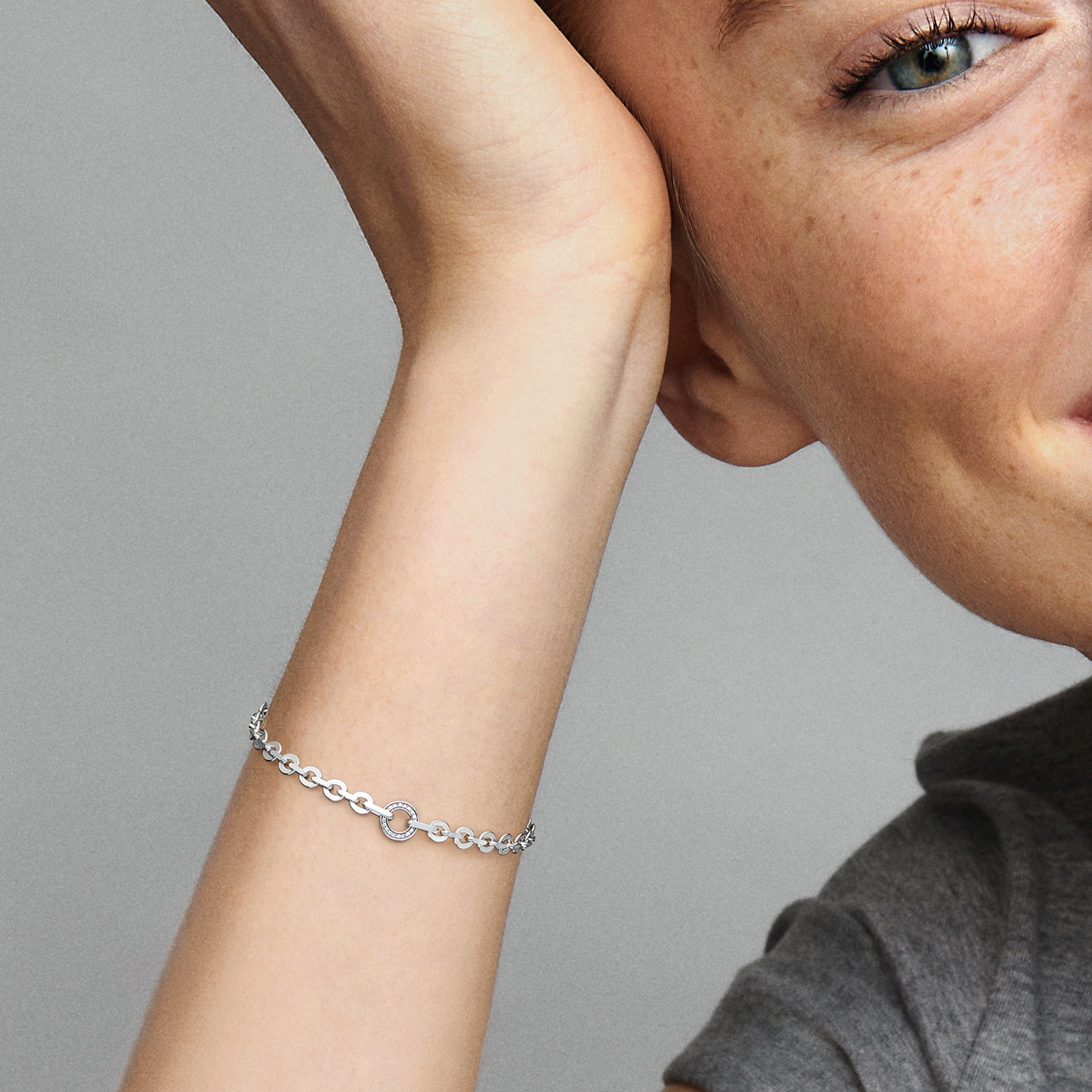 Pandora Signature Pave Bold Chain Bracelet