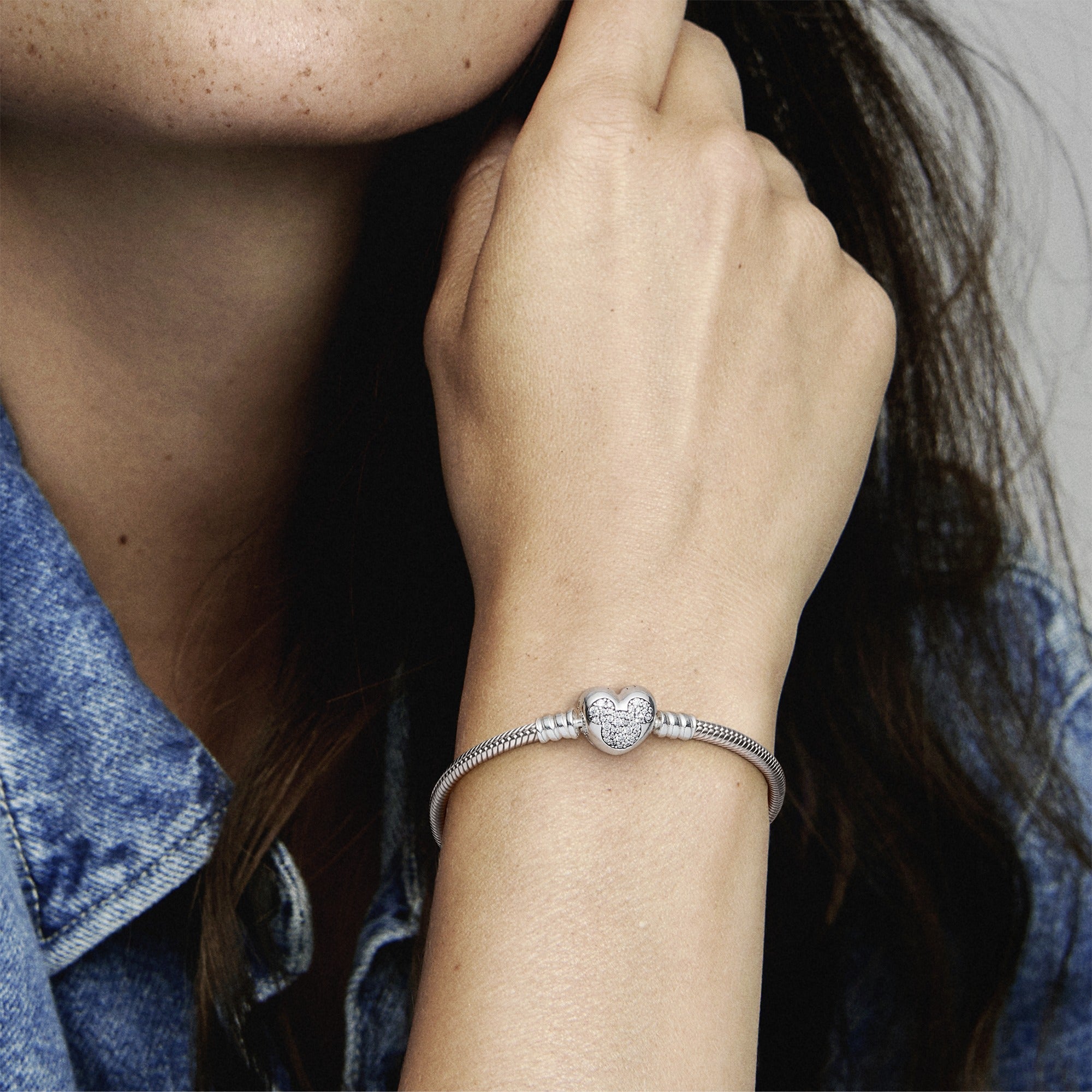 Pandora Disney Pandora Moments Mickey Mouse Heart Clasp Snake Chain Bracelet